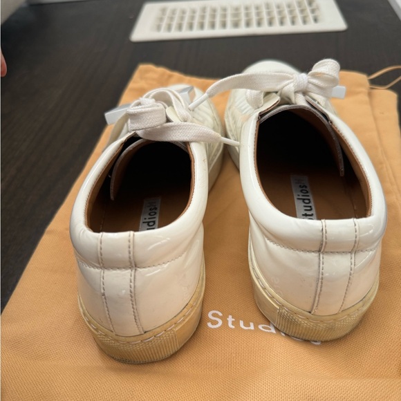 ACNE STUDIOS WHITE PATENT ADRIANA SNEAKER - Picture 2 of 5